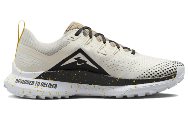 Nike Pegasus Trail 4 Low Топ Беговые кроссовки Мужские Бежевые Черные Белые