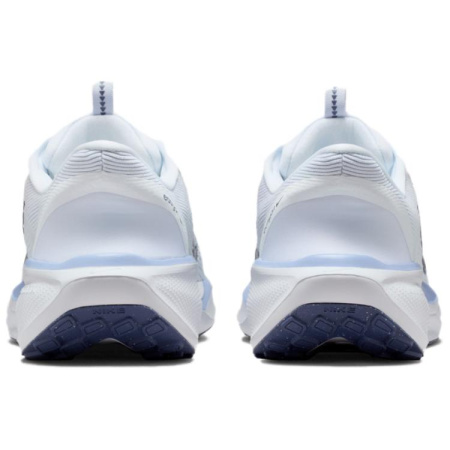 Nike Pegasus EasyOn Беговые кроссовки Женские Белые