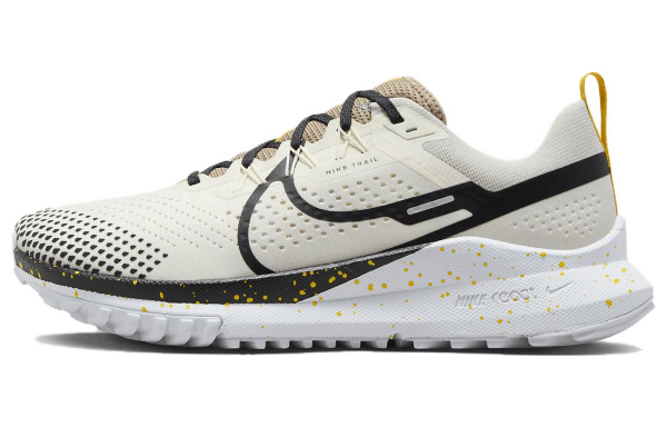 Nike Pegasus Trail 4 Low Топ Беговые кроссовки Мужские Бежевые Черные Белые