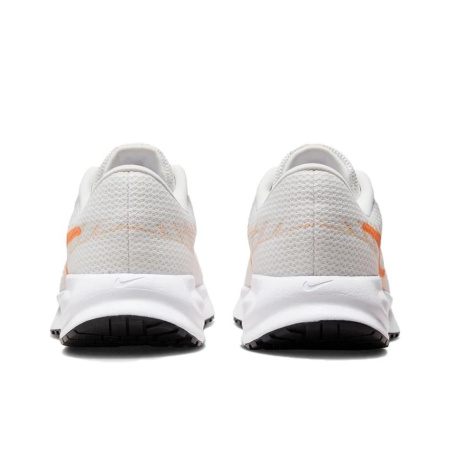 Nike RUN DEFY Беговые кроссовки Женские Серый Белый
