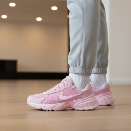 Nike V2K Run Сетка Устойчивая к истиранию Дышащий Низкий Топ Пена Резина Средняя Подошва Повседневные Беговые Кроссовки