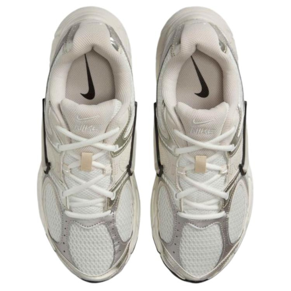 Nike V5 RNR Легкая беговая обувь для женщин бежевого цвета